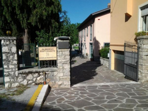 Гостиница Casale Maginulfo  Roccamandolfi